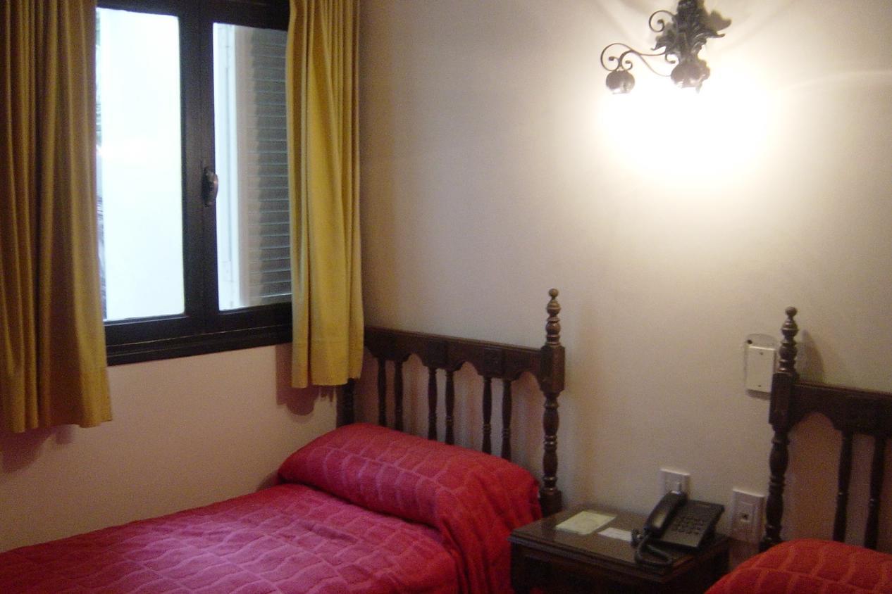 Emperatriz Hotel Familiar Санта-Фе Экстерьер фото