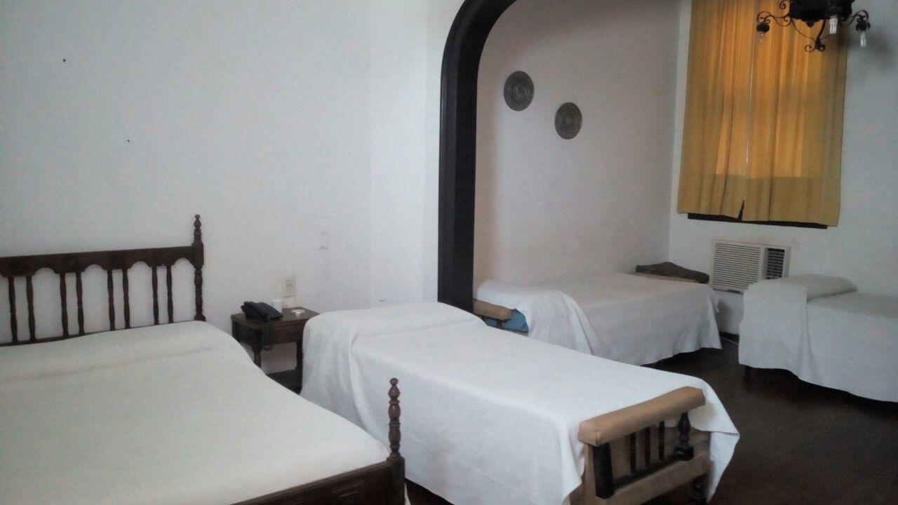 Emperatriz Hotel Familiar Санта-Фе Экстерьер фото